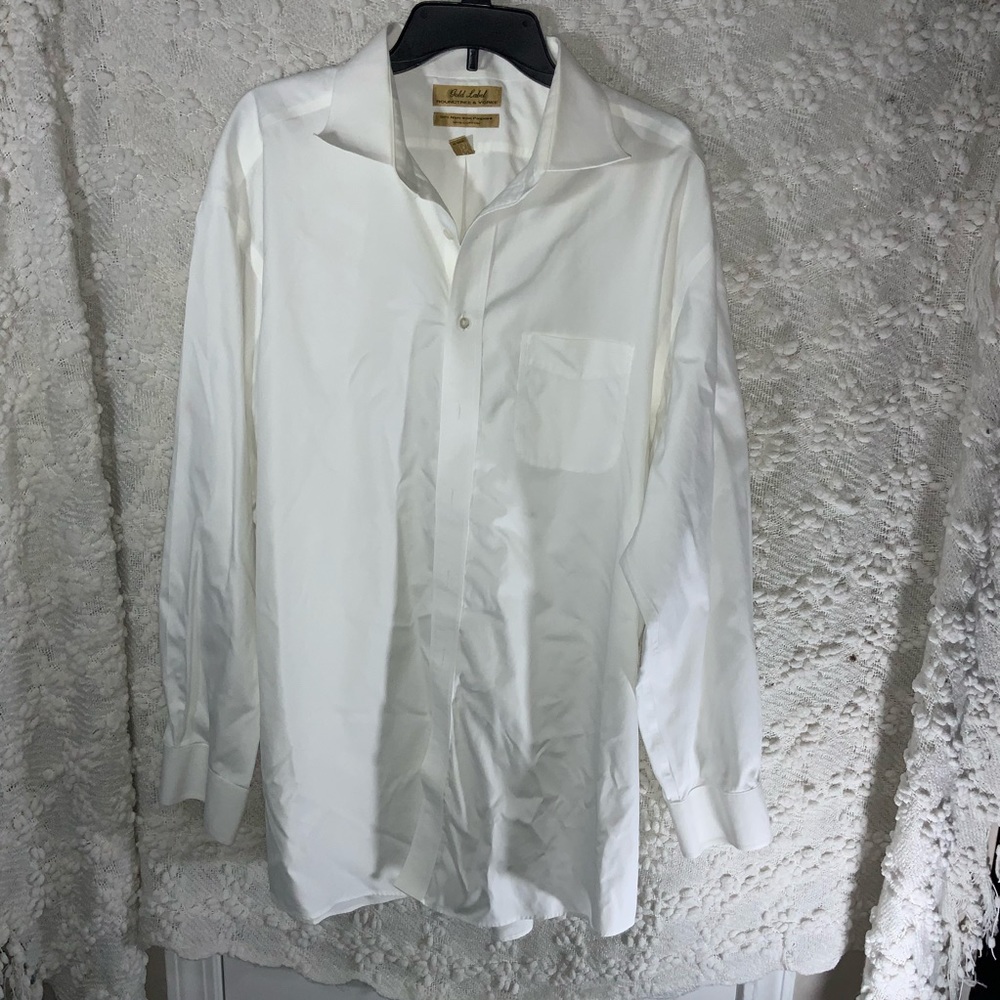 Round tree and York’s men’s dress shirt